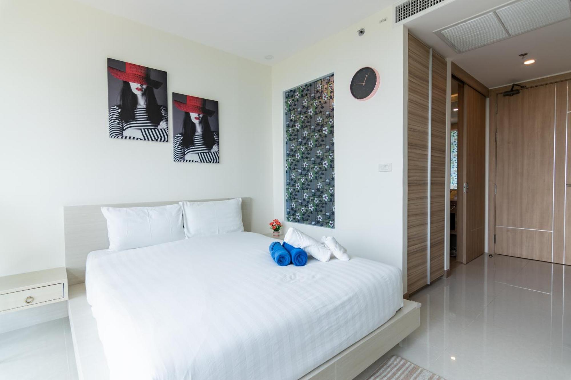 Apartamento The Riviera Jomtien By Pattaya Holiday Exterior foto