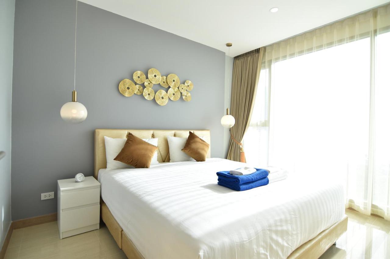 Apartamento The Riviera Jomtien By Pattaya Holiday Exterior foto